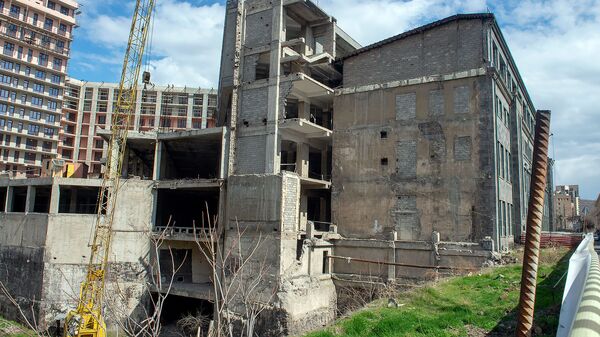 Строительные работы на улице Арама - Sputnik Армения