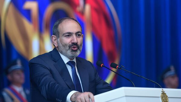 Премьер-министр Никол Пашинян торжественном заседании, посвященном Дню полиции Армении (16 апреля 2019). Ерев - Sputnik Армения