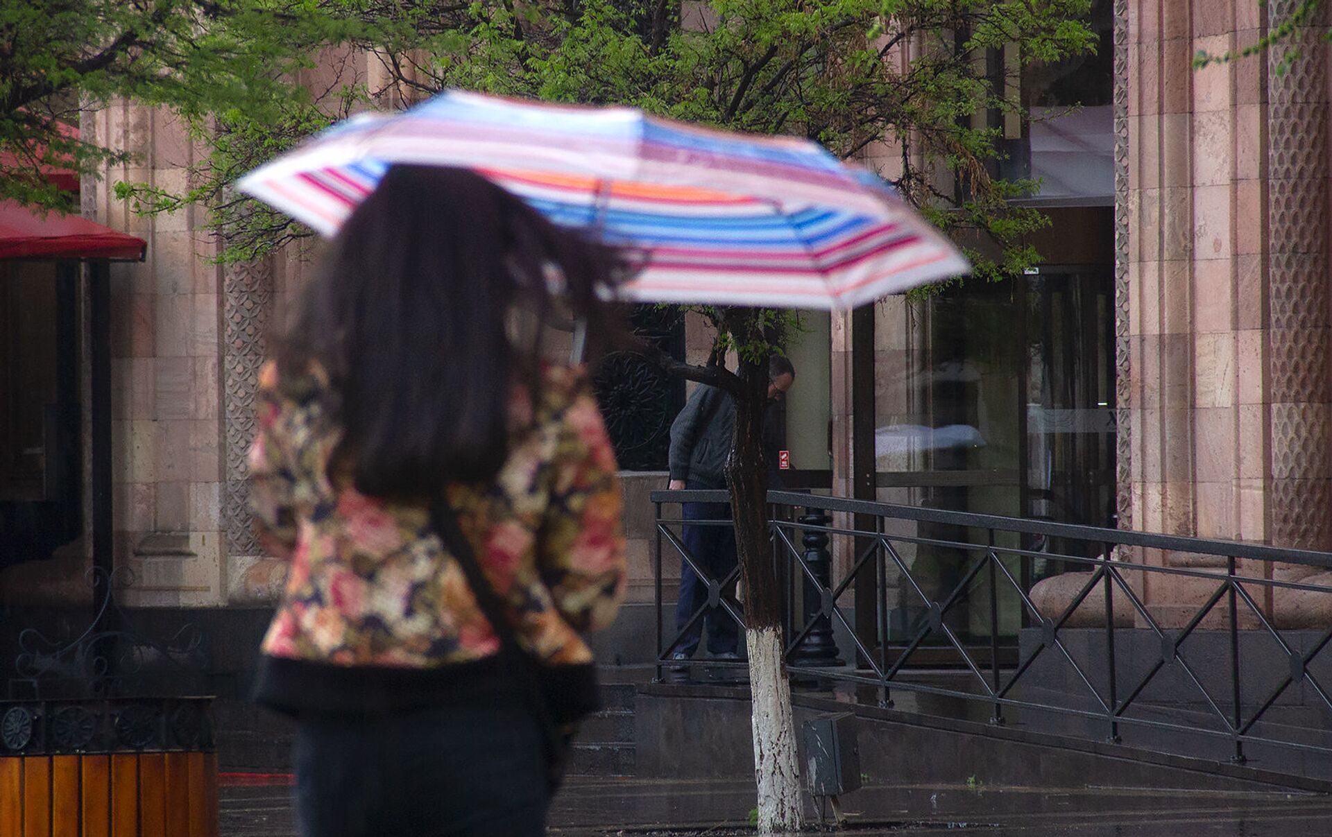 Армения 22. Дождь в Ереване 23.05.22 фото.