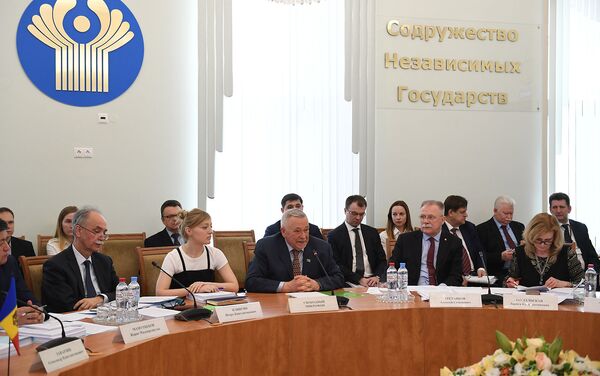 Заседание Комиссии по экономическим вопросам при Экономическом совете СНГ (17 апреля 2019). Москвa Заседание Комиссии по экономическим вопросам при Экономическом совете СНГ (17 апреля 2019). Москвa - Sputnik Армения