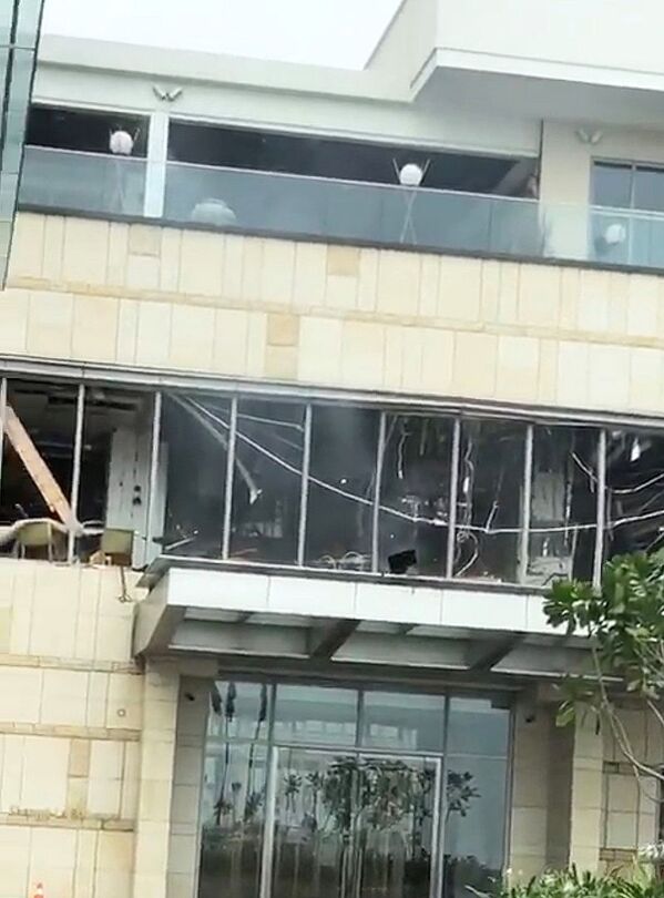 Отель Шангри-Ла после взрывов, поразивших церкви и отели в Коломбо (21 апреля 2019). Шри-Ланка - Sputnik Армения