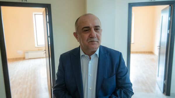 Самвел Бабаян после завершения пресс-конференции (19 апреля 2019). Еревaн - Sputnik Արմենիա