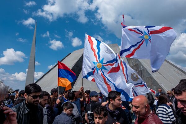 Мы просто не должны ассимилироваться: как сберечь ассирийское меньшинство в Армении Мы просто не должны ассимилироваться: как сберечь ассирийское меньшинство в Армении - Sputnik Армения
