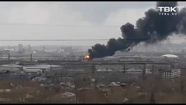 Сильный пожар в районе «Красмаша» в Красноярске - Sputnik Армения
