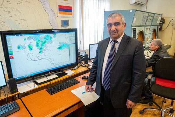 Армянские охотники на облака, или Как на самом деле работают противоградовые станции Армянские охотники на облака, или Как на самом деле работают противоградовые станции - Sputnik Армения