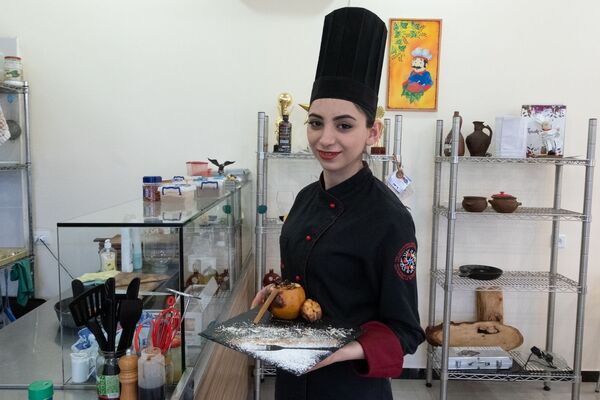 Вкусная Армения: бомбовый рецепт армянского десерта завоевывает гурманов Вкусная Армения: бомбовый рецепт армянского десерта завоевывает гурманов - Sputnik Армения