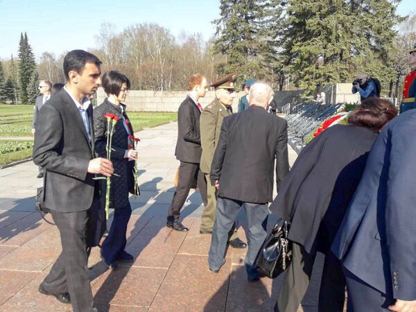 Большая политика бессильна перед Победой: послесловие к форуму в Санкт-Петербурге Большая политика бессильна перед Победой: послесловие к форуму в Санкт-Петербурге - Sputnik Армения