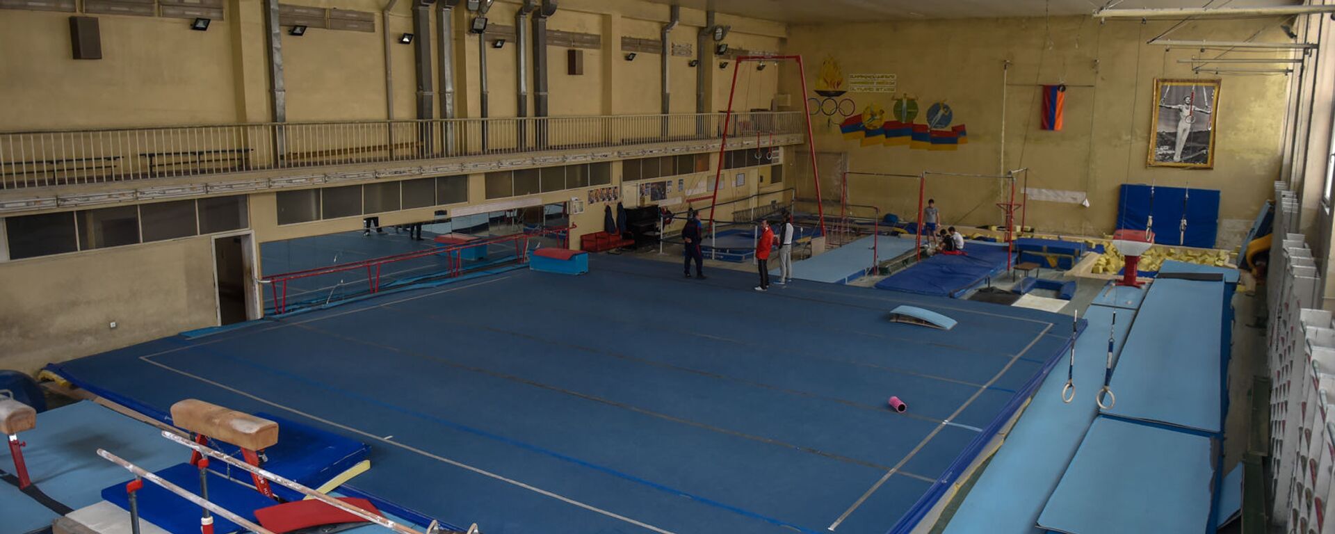 Тренировочный зал в школе олимпийского резерва по гимнастике имени Альберта Азаряна - Sputnik Армения, 1920, 16.09.2020