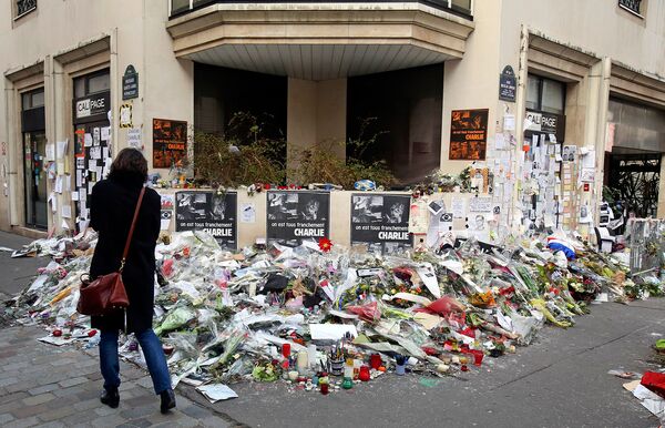 2015թ.–ի հունվարի 7–ին Փարիզում` Charlie Hebdo ամսագրի խմբագրությունում տեղի է ունեցել ահաբեկչություն։ Հարձակման գլխավոր կասկածյալները` Սաիդ և Շերիֆ Կուաշի եղբայրները, հունվարի 9–ին ոչնչացվել են Ֆրանսիայի իրավապահ ուժերի կողմից հատուկ գործողության ընթացքում։ 2015թ.–ի հունվարի 7–ին Փարիզում` Charlie Hebdo ամսագրի խմբագրությունում տեղի է ունեցել ահաբեկչություն։ Հարձակման գլխավոր կասկածյալները` Սաիդ և Շերիֆ Կուաշի եղբայրները, հունվարի 9–ին ոչնչացվել են Ֆրանսիայի իրավապահ ուժերի կողմից հատուկ գործողության ընթացքում։ - Sputnik Արմենիա