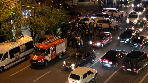 Дорожно-транспортное происшествие на перекрестке улиц Амиряна и Закяна (3 мая 2019). Еревaн - Sputnik Армения