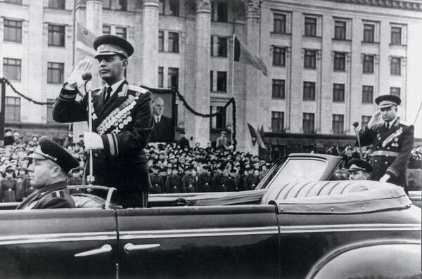 Армяне – народ не беспамятный: потомки великих маршалов рассказали о них в Ереване Армяне – народ не беспамятный: потомки великих маршалов рассказали о них в Ереване - Sputnik Армения