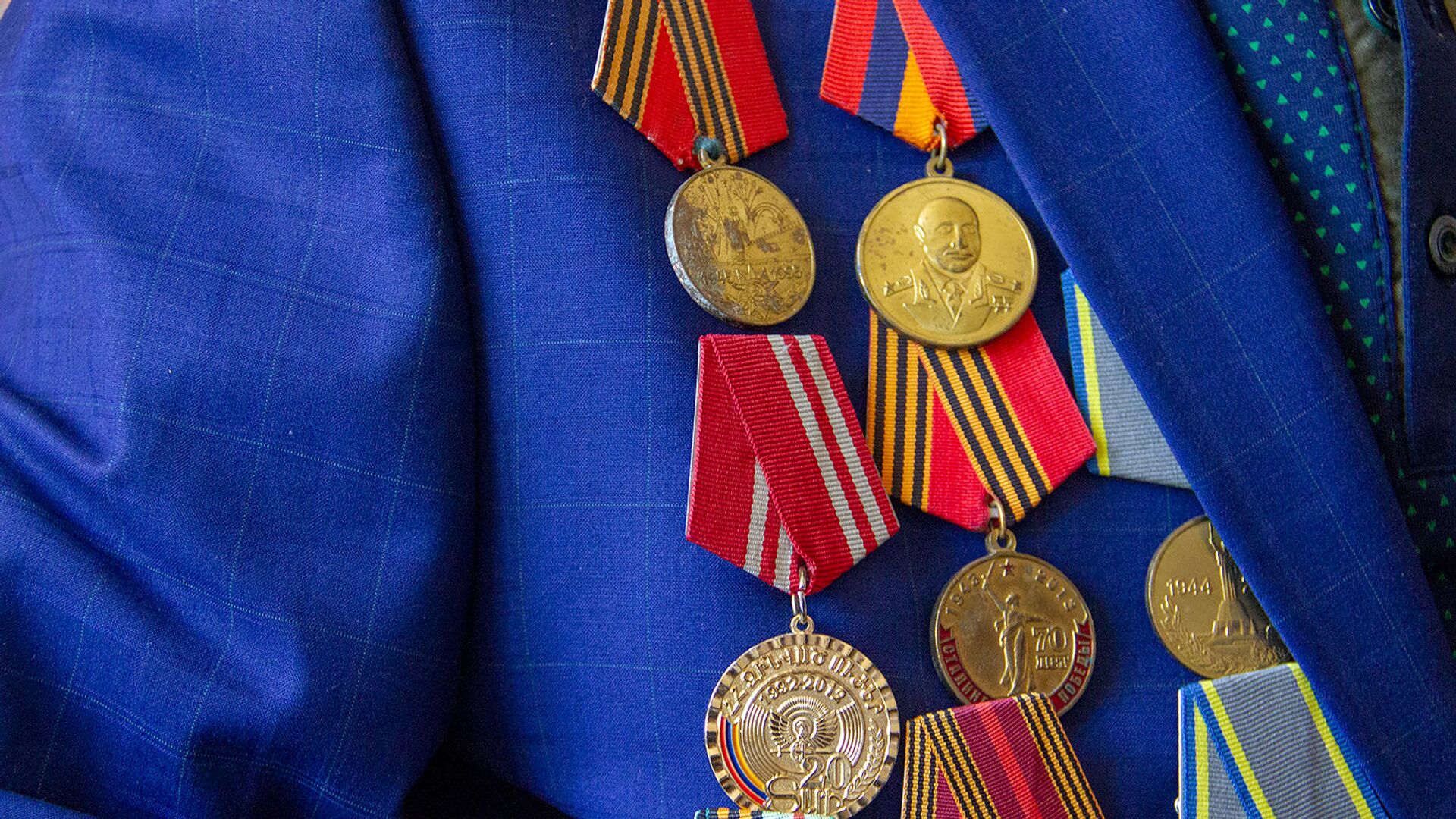 Медали ветерана Великой Отечественной войны, председатель Совета ветеранов Арташата Усика Паносяна - Sputnik Армения, 1920, 23.02.2021