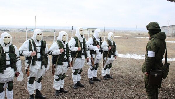 Учения снайперов на россисйкой базе в Армении - Sputnik Армения