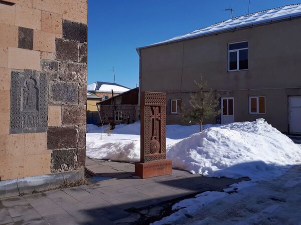 «Սարուխանա կարտոլն» ու հայ–ռուսական հարաբերությունները, կամ ժողովուրդը միշտ ճիշտ է «Սարուխանա կարտոլն» ու հայ–ռուսական հարաբերությունները, կամ ժողովուրդը միշտ ճիշտ է - Sputnik Արմենիա