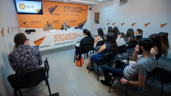 Очередная сессия SputnikPro в мультимедийном центре Sputnik Армения (17 мая 2019). Еревaн - Sputnik Армения