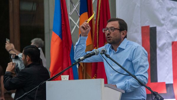  Гегам Манукян на митинге партии АРФ Дашнакцутюн на площади Свободы (23 мая 2019). Еревaн - Sputnik Армения
