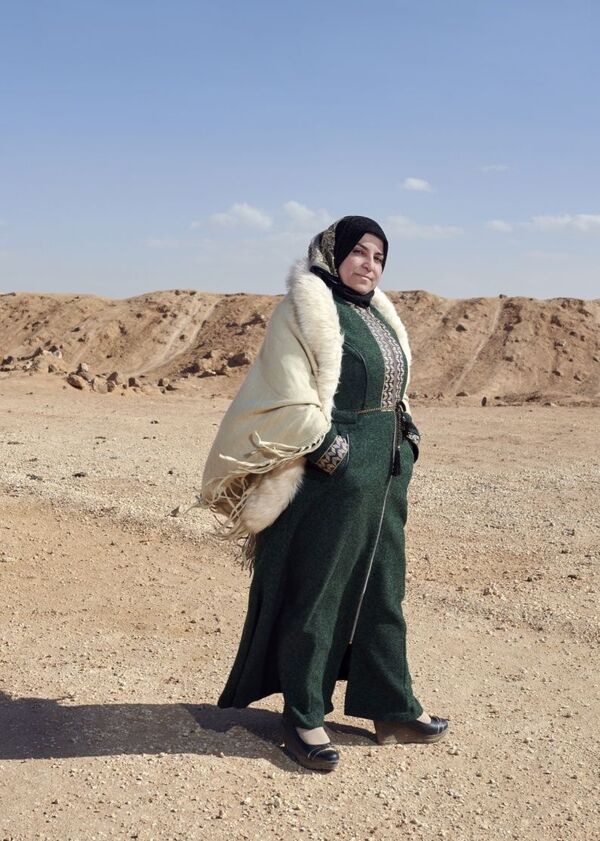 Победу в категории Фотожурналистика жюри отдало Тине Хильер (Tina Hillier) за снимок женщин из лагеря беженцев Заатари. - Sputnik Армения
