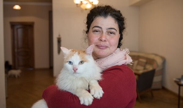 Основатель Ассоциации ванской кошки и Фонда защиты ванской кошки Ирина Татевосян Основатель Ассоциации ванской кошки и Фонда защиты ванской кошки Ирина Татевосян - Sputnik Արմենիա
