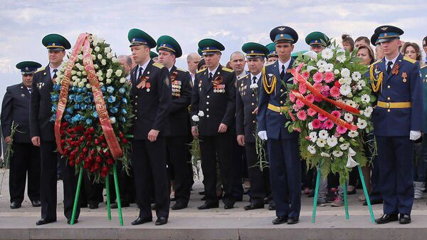 Военнослужащие ЮВО в Армении приняли участие в праздновании Дня пограничника России - Sputnik Армения