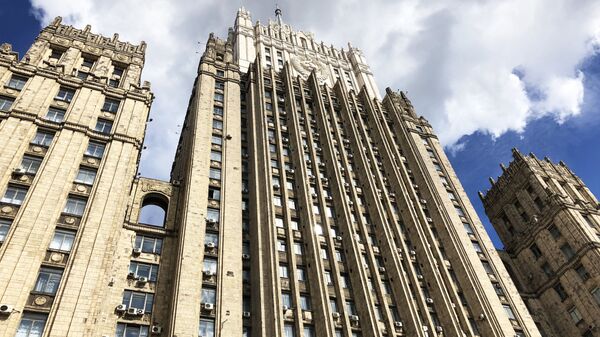 Здание министерства иностранных дел РФ на Смоленской-Сенной площади в Москве - Sputnik Армения