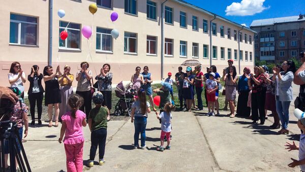 В День защиты детей в Гюмрийском военном гарнизоне Минобороны Российской Федерации открылся детский сад для детей военнослужащих. - Sputnik Армения