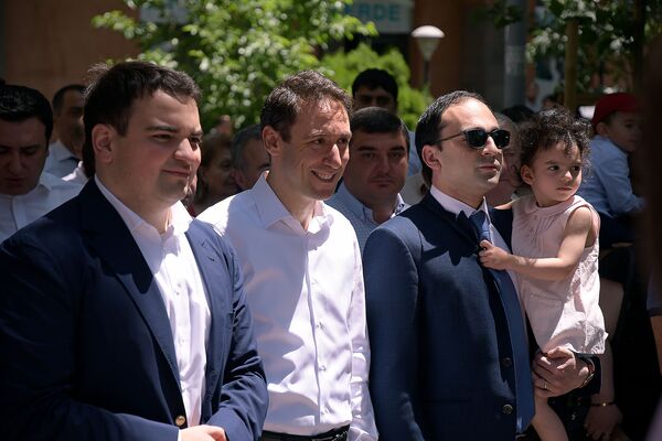 Новое место отдыха для детей и взрослых: в Ереване открылся парковый комплекс Новое место отдыха для детей и взрослых: в Ереване открылся парковый комплекс - Sputnik Армения