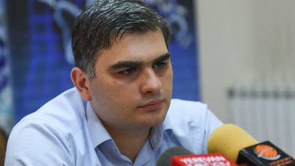 Сурен Парсян на пресс-конференции (3 июня 2019). Еревaн - Sputnik Արմենիա