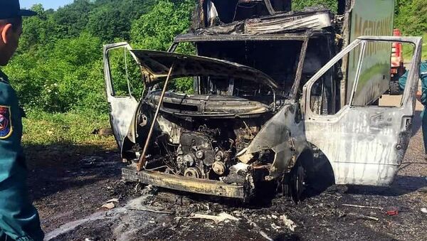 Сгоревший в Тавушской области грузовой автомобиль (4 июня 2019). Село Цахкаван - Sputnik Արմենիա