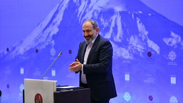 Рыступление премьер-министра Никола Пашиняна на форуме Armenian Summit of Minds (8 июня 2019). Дилижан - Sputnik Армения