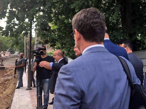 Ինչո՞ւ գյումրեցին չընդունեց Արմեն Սարգսյանի՝ նախագահ դառնալու առաջարկը Ինչո՞ւ գյումրեցին չընդունեց Արմեն Սարգսյանի՝ նախագահ դառնալու առաջարկը - Sputnik Արմենիա
