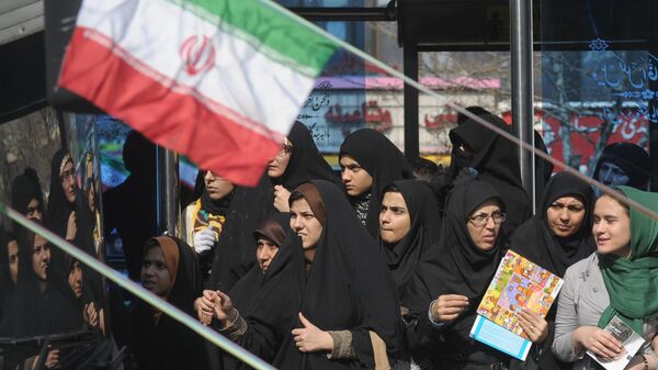 В Иране празднуют годовщину исламской революции - Sputnik Արմենիա