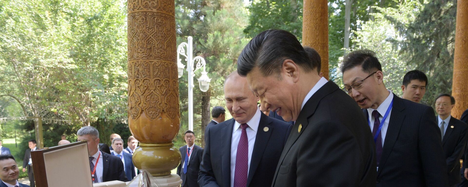 Президент РФ Владимир Путин и председатель КНР Си Цзиньпин  - Sputnik Армения, 1920, 23.06.2021