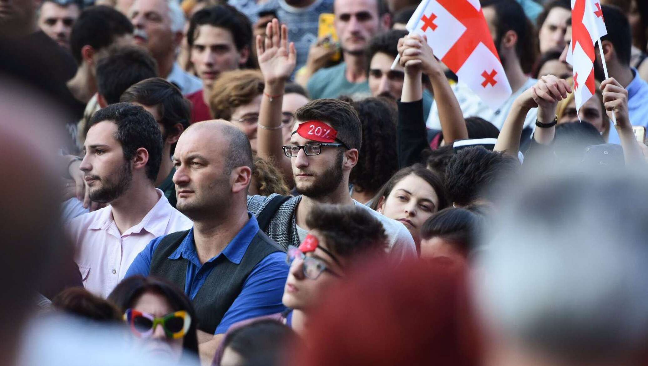 Грузия события сегодня свежие новости. Митинги в Грузии. Грузины митинг. Грузины в Тбилиси.