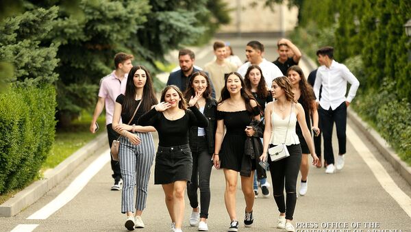 Дети из диаспоры на приеме в резиденции премьер-министра Армении (21 июня 2019). Еревaн - Sputnik Армения