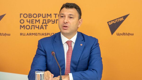 Пресс-конференция Эдуарда Шармазанова (24 июня 2019). Еревaн - Sputnik Армения