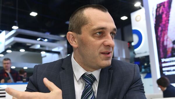 Министр по промышленности и АПК ЕЭК Александр Субботин во время интервью на стенде МИА Россия сегодня (6 июня 2019). Санкт-Петербург - Sputnik Армения