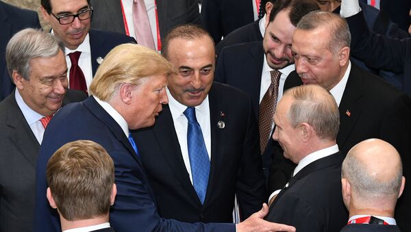 Президенты России, США и Турции, Владимир Путин, Дональд Трамп и Реджеп Тайип Эрдоган, и генсек ООН Антонио Гутерриш в кулуарах саммита G-20 (29 июня 2019). Осака - Sputnik Արմենիա