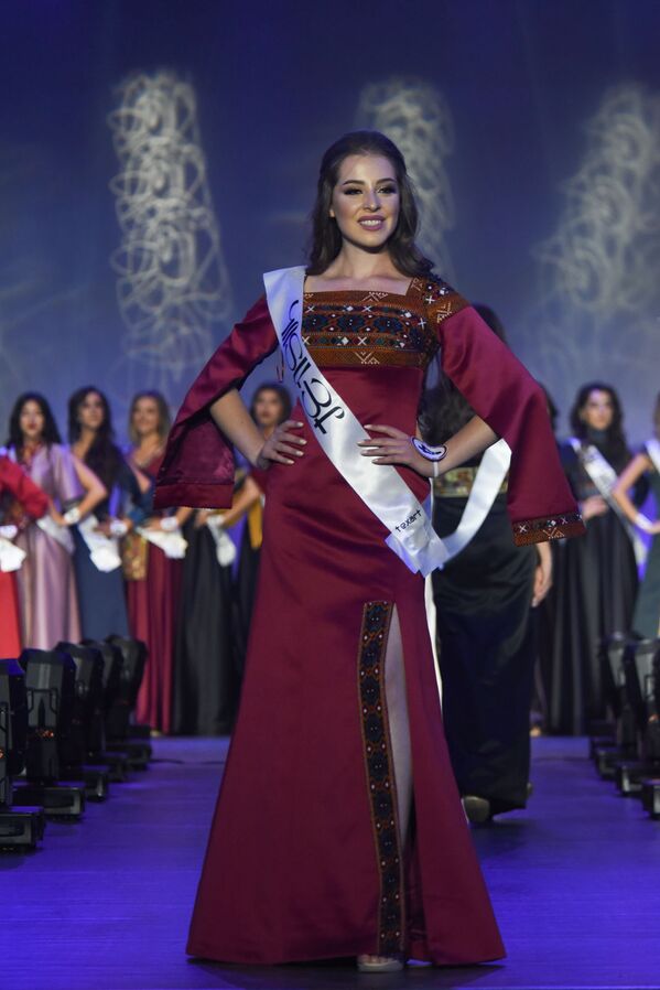 Участница конкурса красоты Мисс мира - Армения 2019 Лиана Степанян (Раздан) - Sputnik Армения