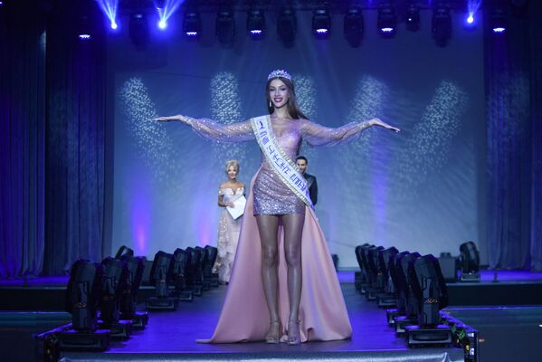 Победительница конкурса Мисс Вселенная - Армения 2019 Даяна Давтян на конкурсе красоты Мисс мира - Армения 2019  - Sputnik Армения