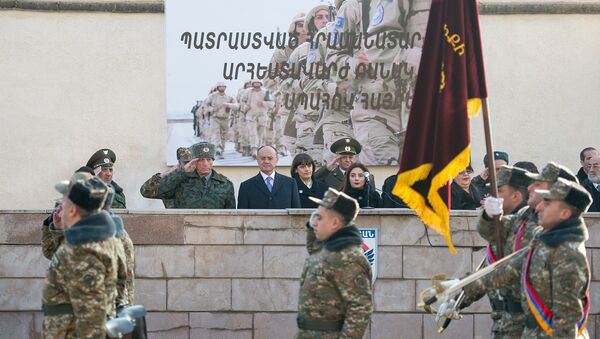 Торжественный марш миротворческой бригады ВС Армении - Sputnik Արմենիա