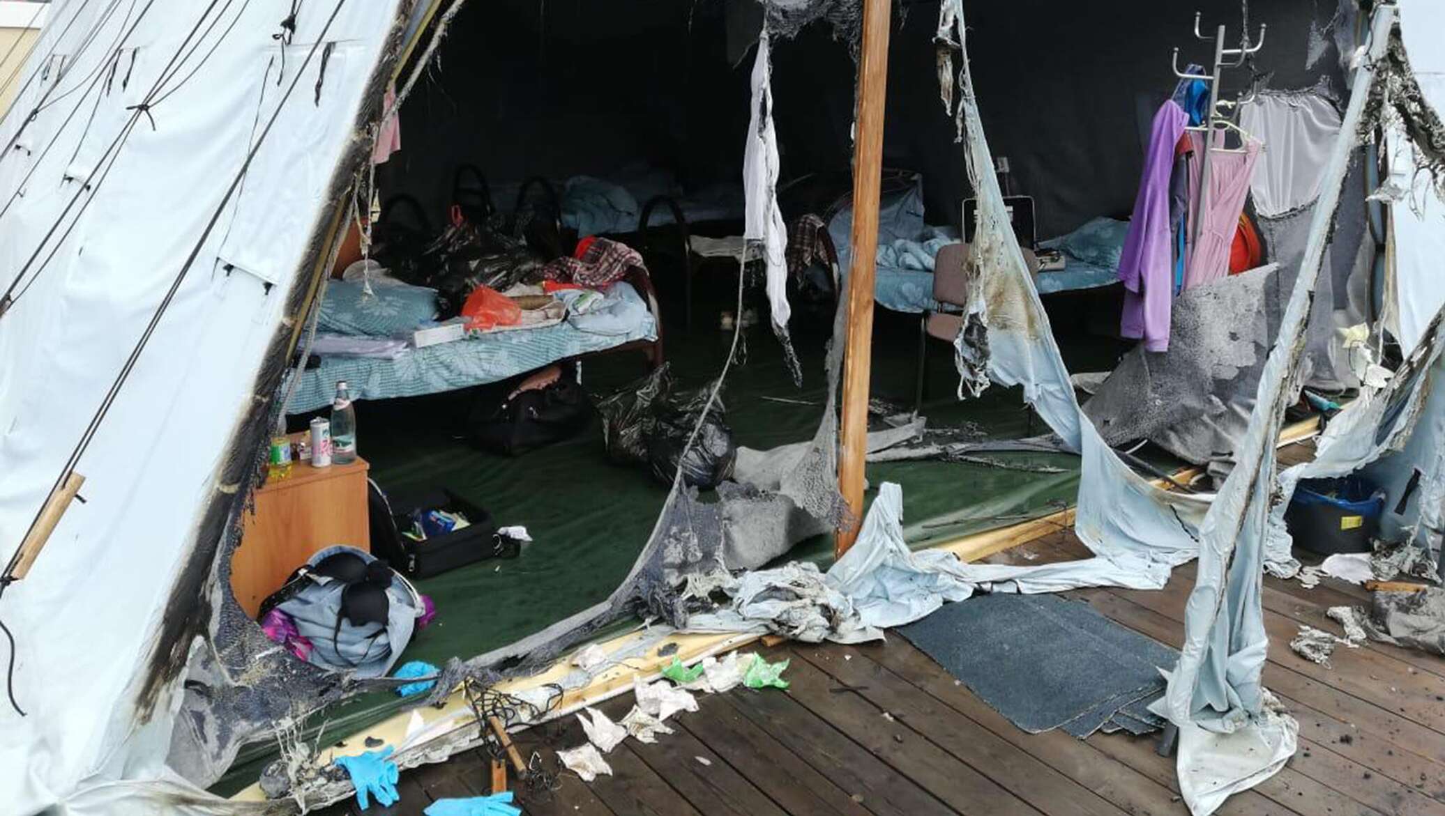 пожар в хабаровске детский лагерь. пожар в палаточном лагере в хабаровском крае 2019. пожар в палаточном лагере в хабаровском крае 2019. пожар в лагере океан. холдоми 2019 трагедия.