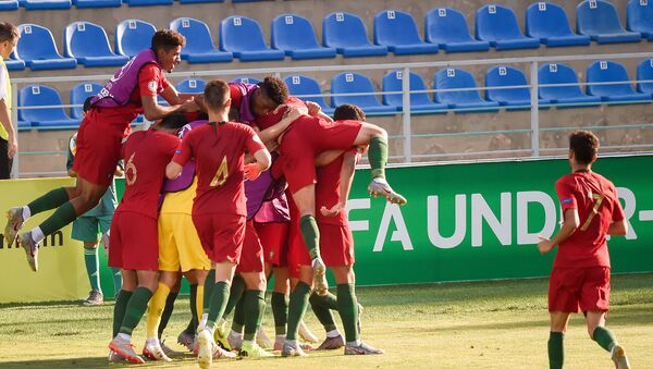 Полуфинальный футбольный матч ЧЕ U-19 между молодежными сборными Португалии и Ирландии (24 июля 2019). Еревaн - Sputnik Արմենիա