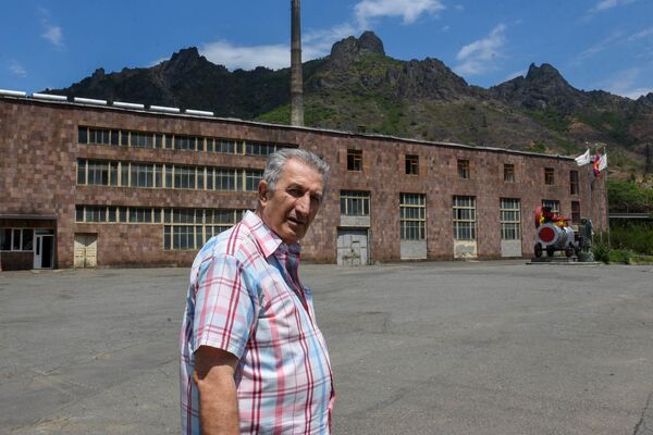 «Երկաթե մարդիկ» չեն հանձնվում. Ալավերդին փորձում է գոյատևել առանց գործարանի «Երկաթե մարդիկ» չեն հանձնվում. Ալավերդին փորձում է գոյատևել առանց գործարանի - Sputnik Արմենիա