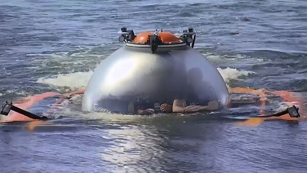 Путин в батискафе спустился на дно Финского залива - Sputnik Армения