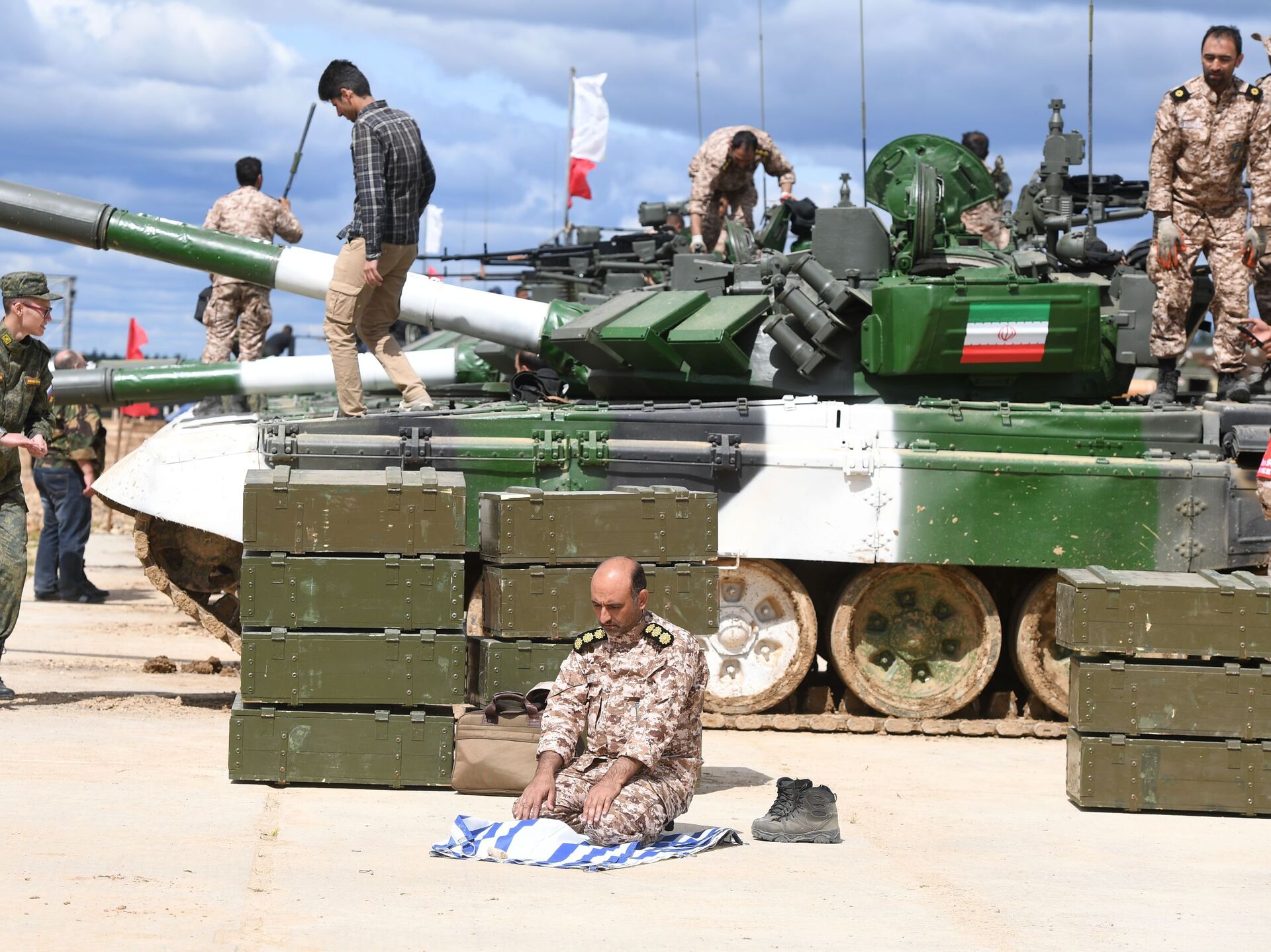 Ադրբեջանի հետ սահմանին Իրանի ԻՀՊԿ ցամաքային ուժերը զորավարժություններ են մեկնարկել
