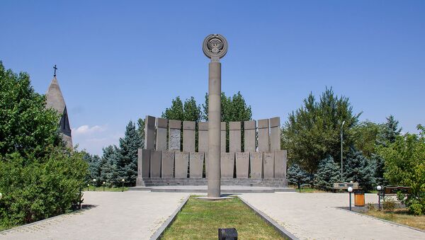 Военный пантеон Ераблур - Sputnik Армения