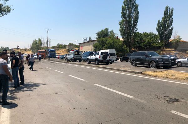 Պայթյուն Երևան–Սևան ճանապարհին. մի հատվածը դժվարանցանելի է դարձել Պայթյուն Երևան–Սևան ճանապարհին. մի հատվածը դժվարանցանելի է դարձել - Sputnik Արմենիա