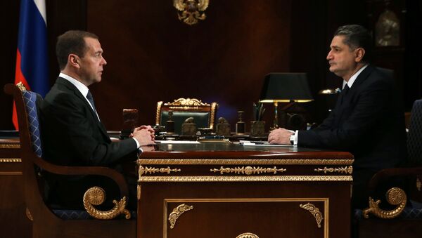 Премьер-министр РФ Д. Медведев встретился с председателем коллегии ЕЭК Тиграном Саркисяном - Sputnik Արմենիա