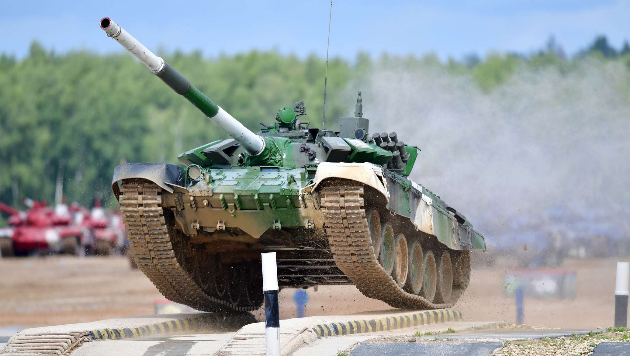 Экипаж танк 72. Танк т72. Т-90с Бхишма. Танк т72 в Узбекистане. Танк т-72б.