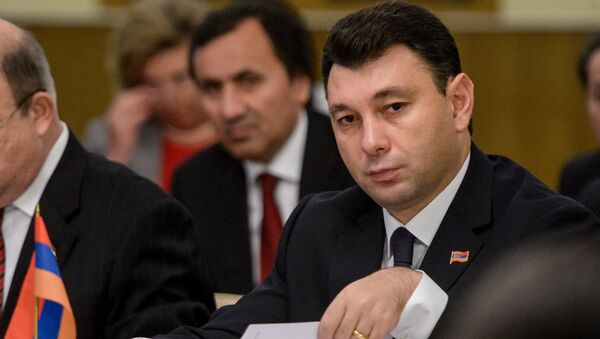 Заместитель председателя парламента Армении Эдуард Шармазанов - Sputnik Արմենիա